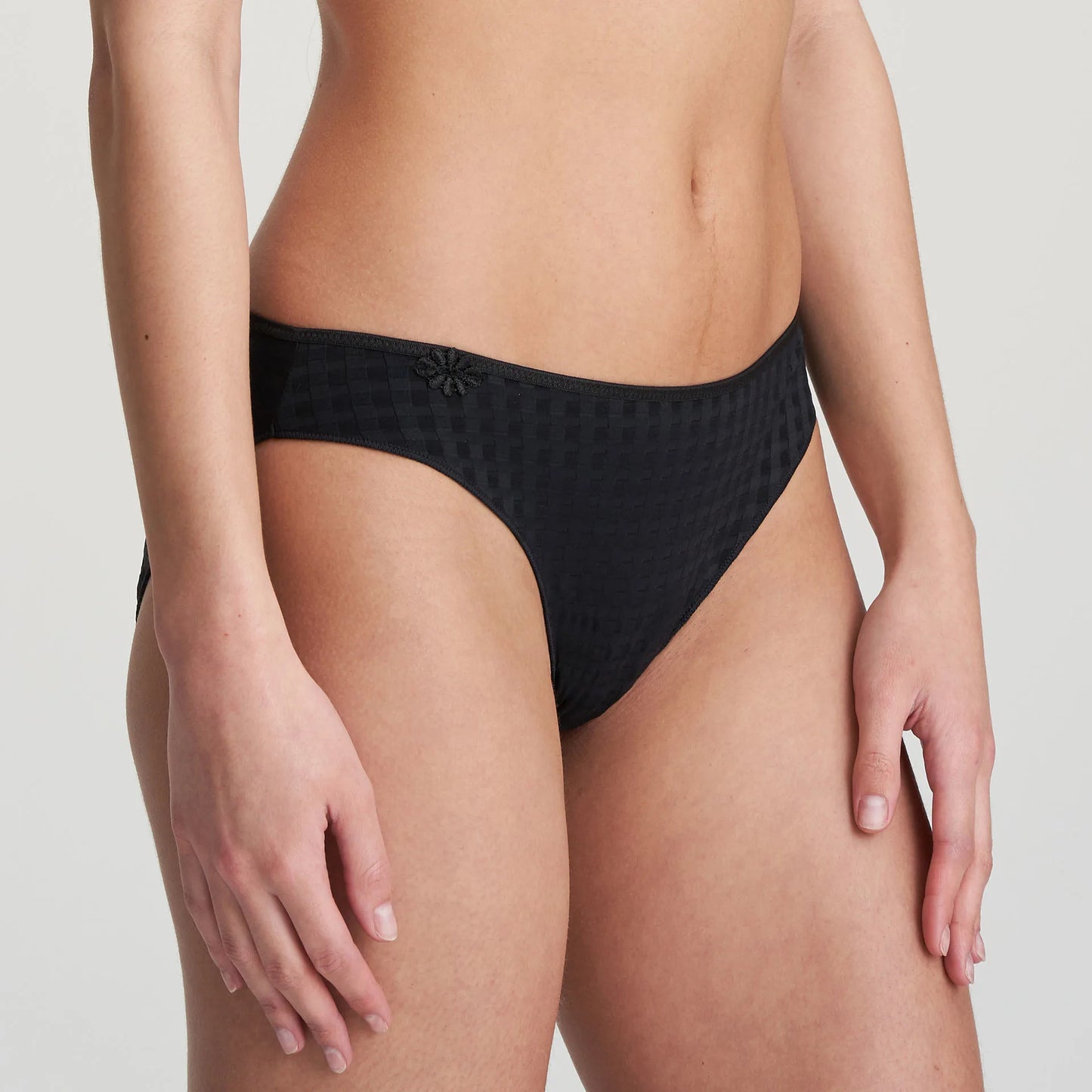 Avero - Rio Brief - Black