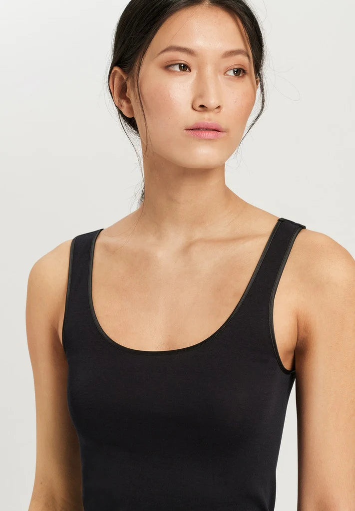 Cotton Seamless Vest - Black